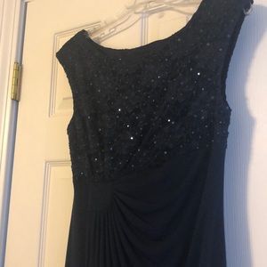 Sparkly Midnight Blue Promdress, Connected, Size 6